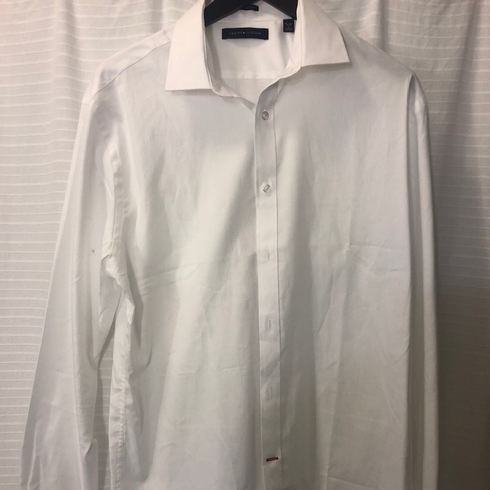 Tommy Hilfiger Men’s Slim fit Stretch Button Down